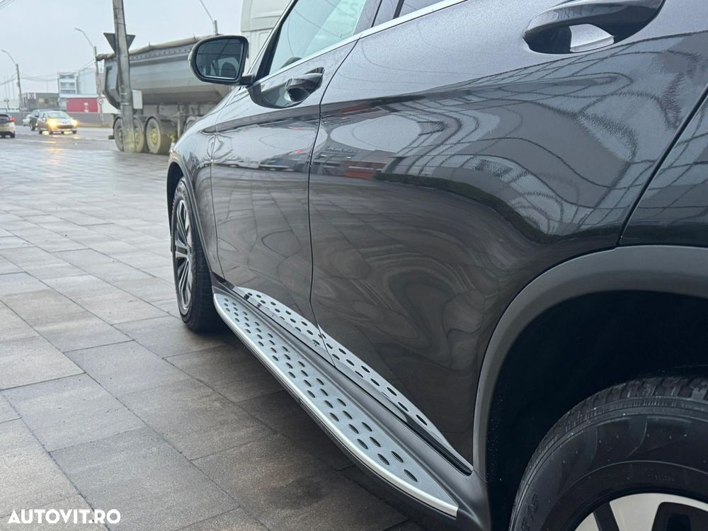 Mercedes-Benz GLC 220 d 4Matic 9G-TRONIC Exclusive - 25