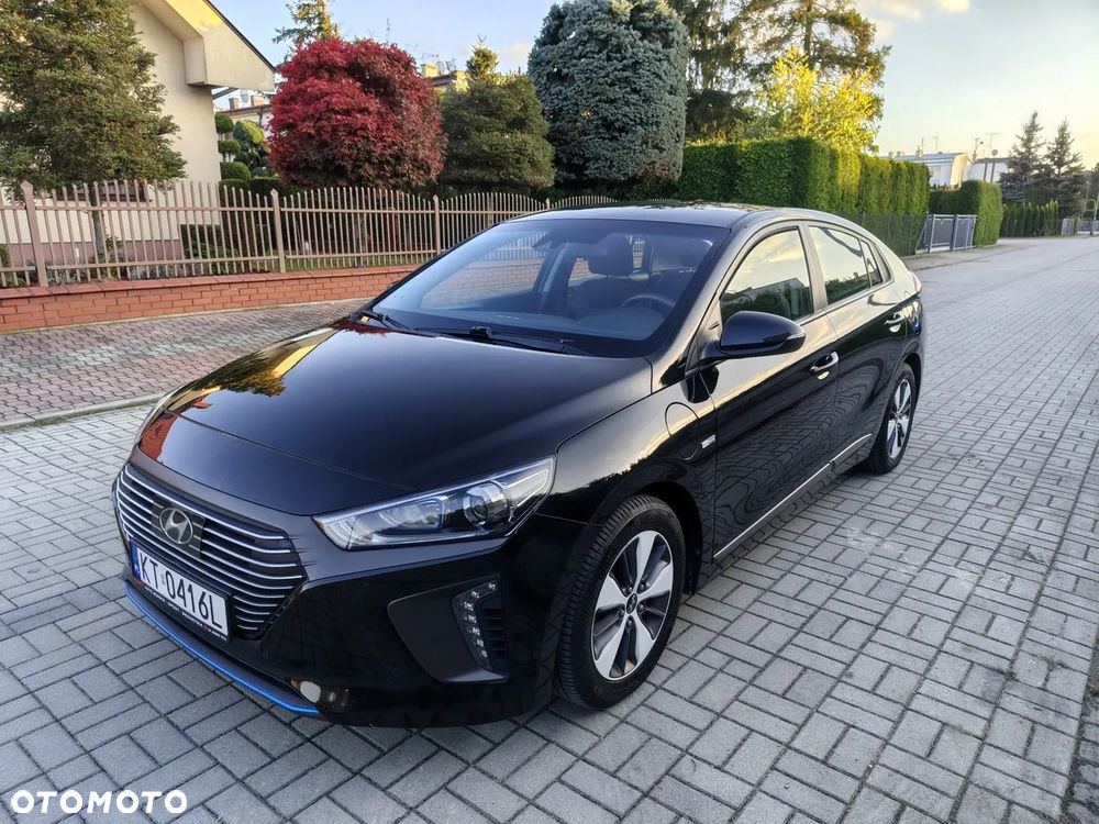 Hyundai IONIQ - 22