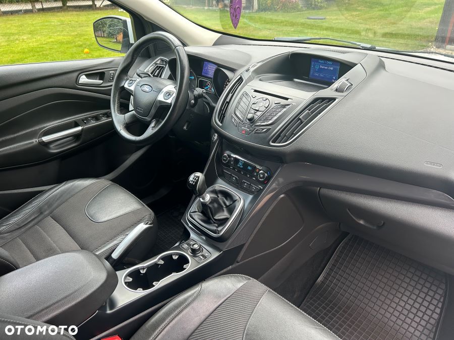 Ford Kuga 2.0 TDCi 4x4 Titanium - 19