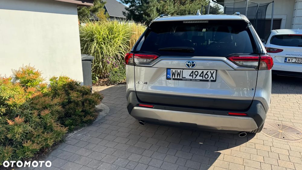 Toyota RAV4 - 4
