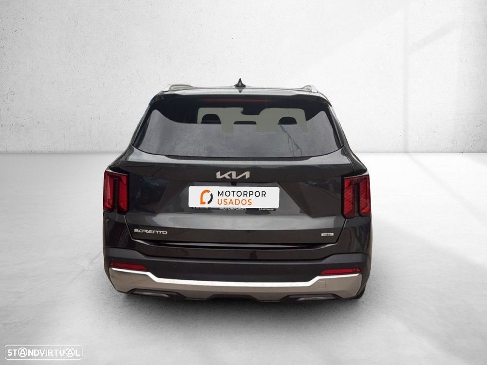 Kia Sorento 1.6 T-GDI HEV Concept - 5