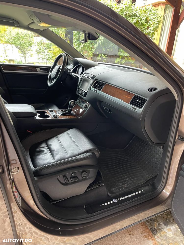 Volkswagen Touareg - 7