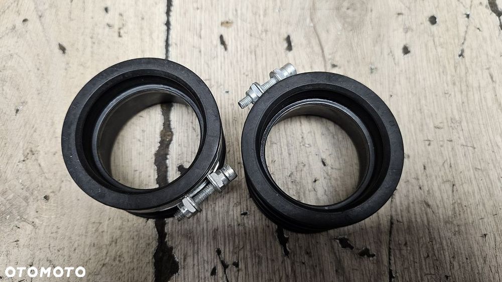 Króciec gumy filtra Triumph Bonneville 1200 Bobber - 2