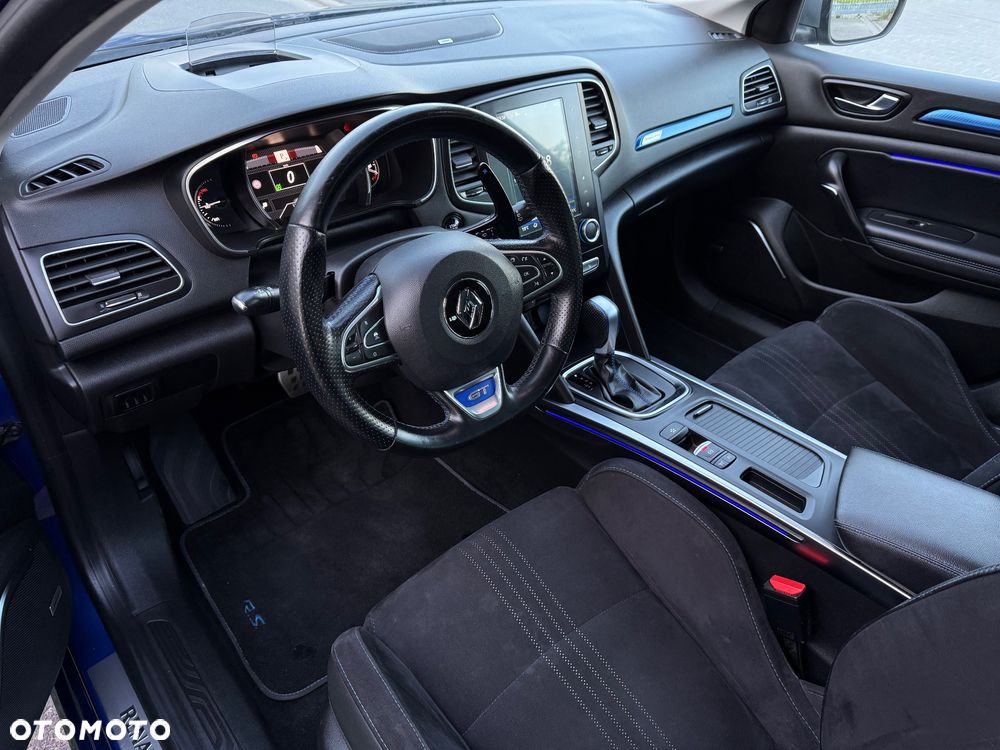 Renault Megane ENERGY TCe 205 EDC GT - 11