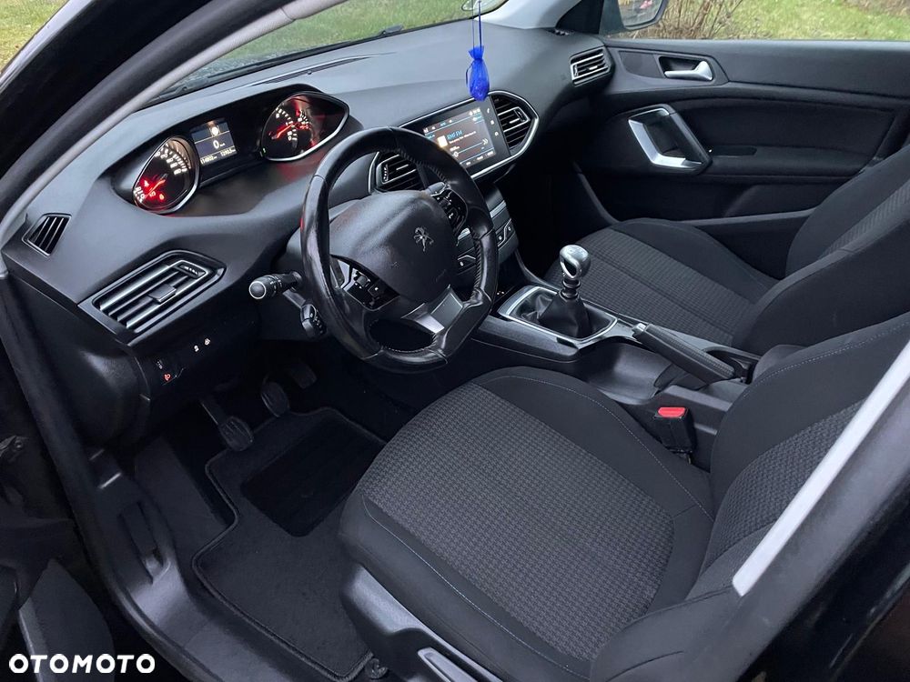 Peugeot 308 BlueHDi 130 Stop & Start Style - 35