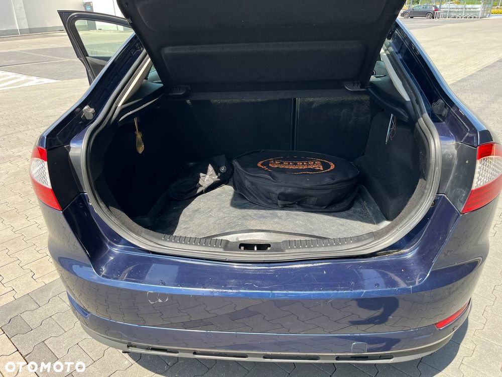 Ford Mondeo 2.0 Trend - 11