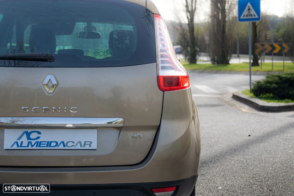 Renault Scénic 1.5 dCi Bose Edition SS - 21