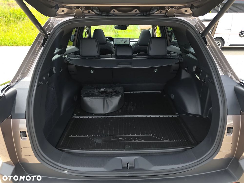 Toyota bZ4X 74.7kWh 4x4 Executive - 14