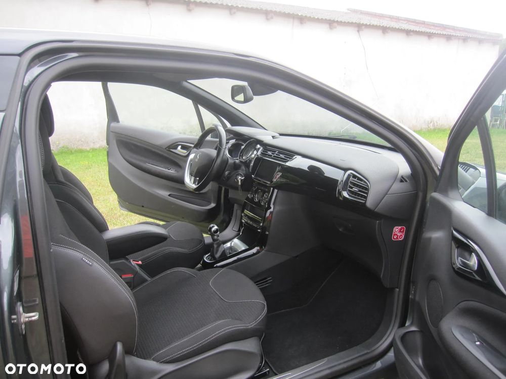 Citroën DS3 PureTech 130 Start & Stop SportChic - 8