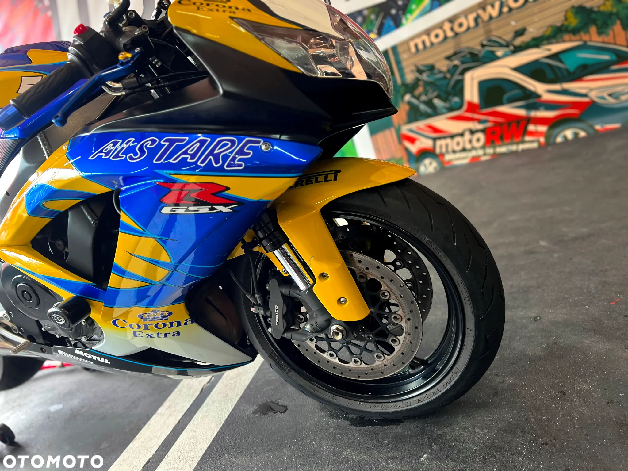 Suzuki GSX-R - 23