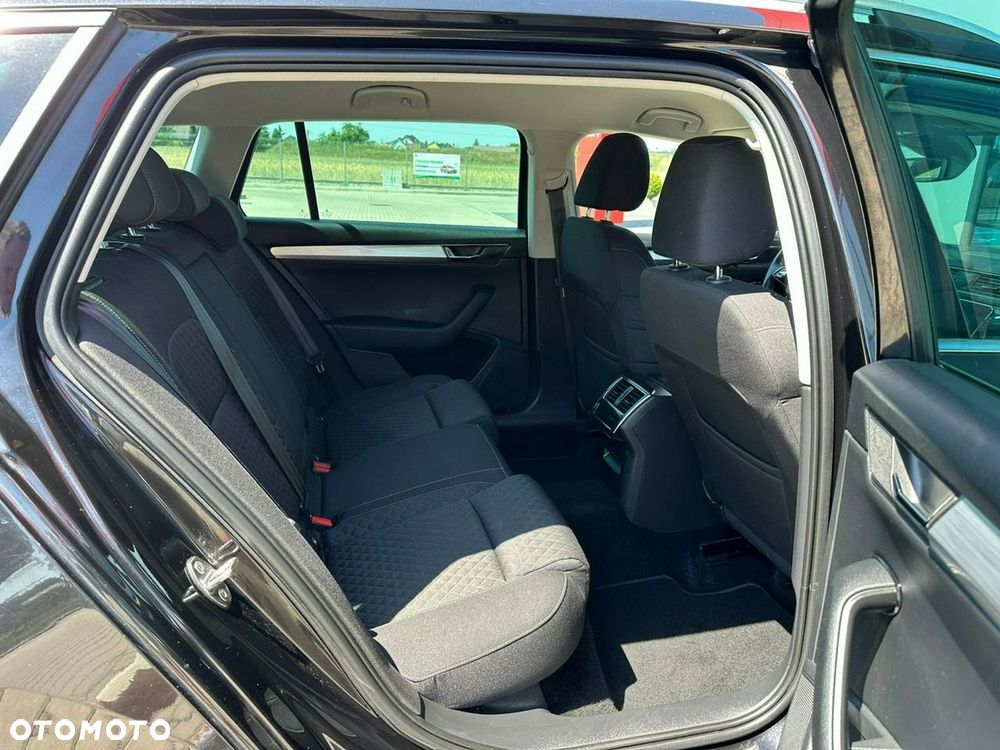 Skoda Superb 1.5 TSI Ambition DSG - 15