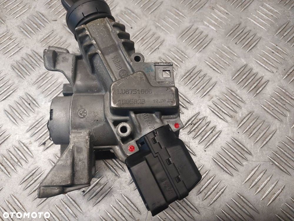KOMPUTER STEROWNIK SILNIKA + STACYJKA BMW E39 M47D20 520D 7786887 - 5