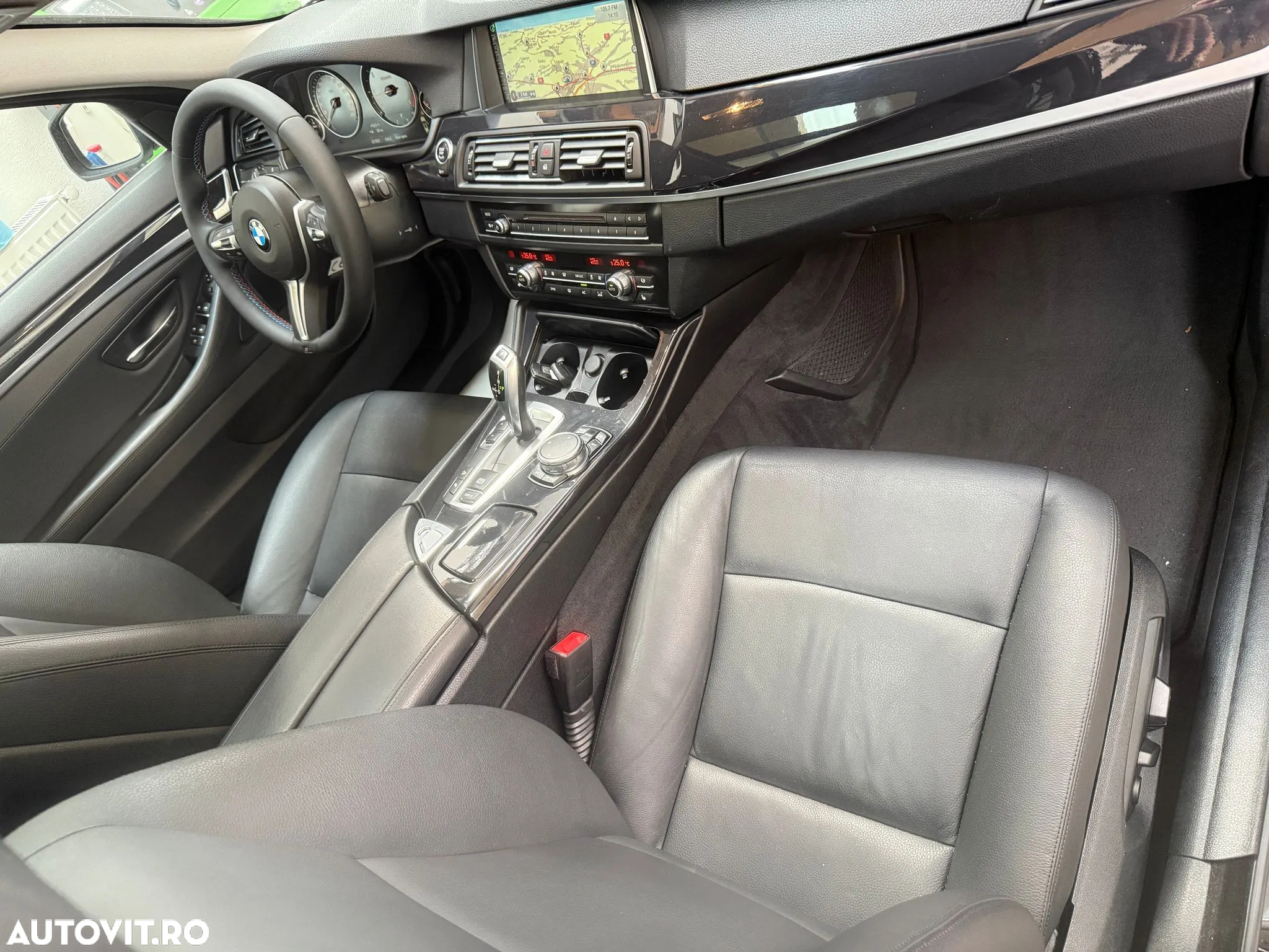 BMW Seria 5 520d xDrive Touring Aut. Luxury Line - 23