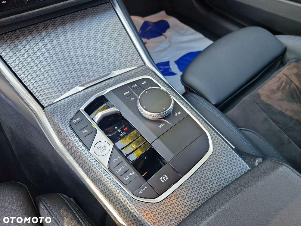 BMW Seria 3 - 17