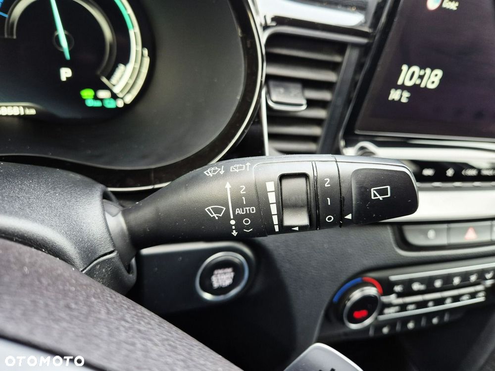 Kia Ceed - 28