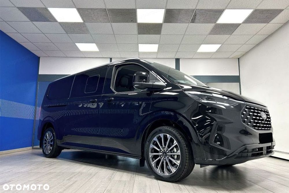 Ford Tourneo Custom - 3