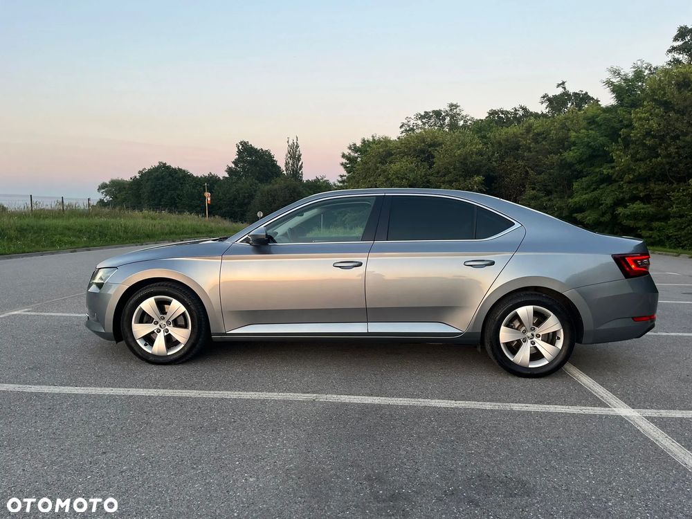 Skoda Superb 2.0 TDI Style DSG7 - 29