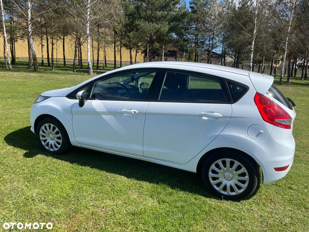 Ford Fiesta 1.25 Champions Edition - 11