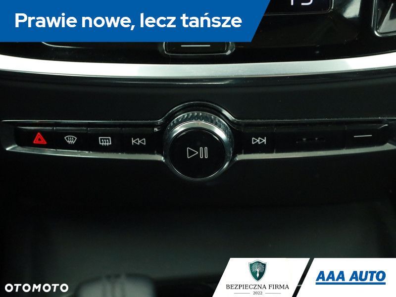 Volvo V60 Cross Country - 13