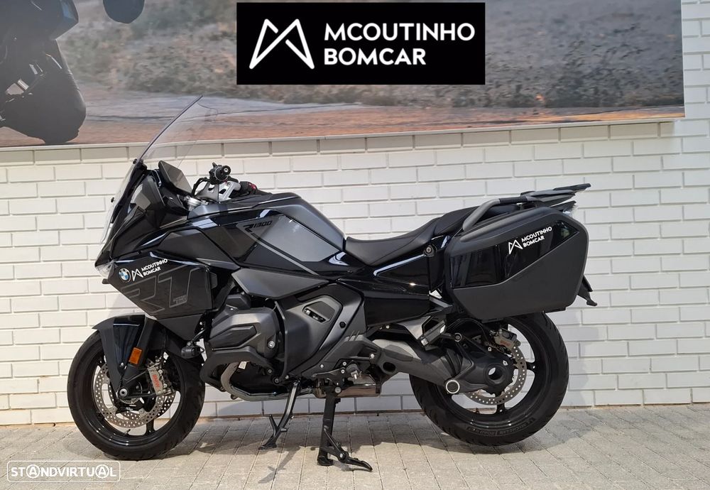 BMW R 1300 RT Triple Black - 1