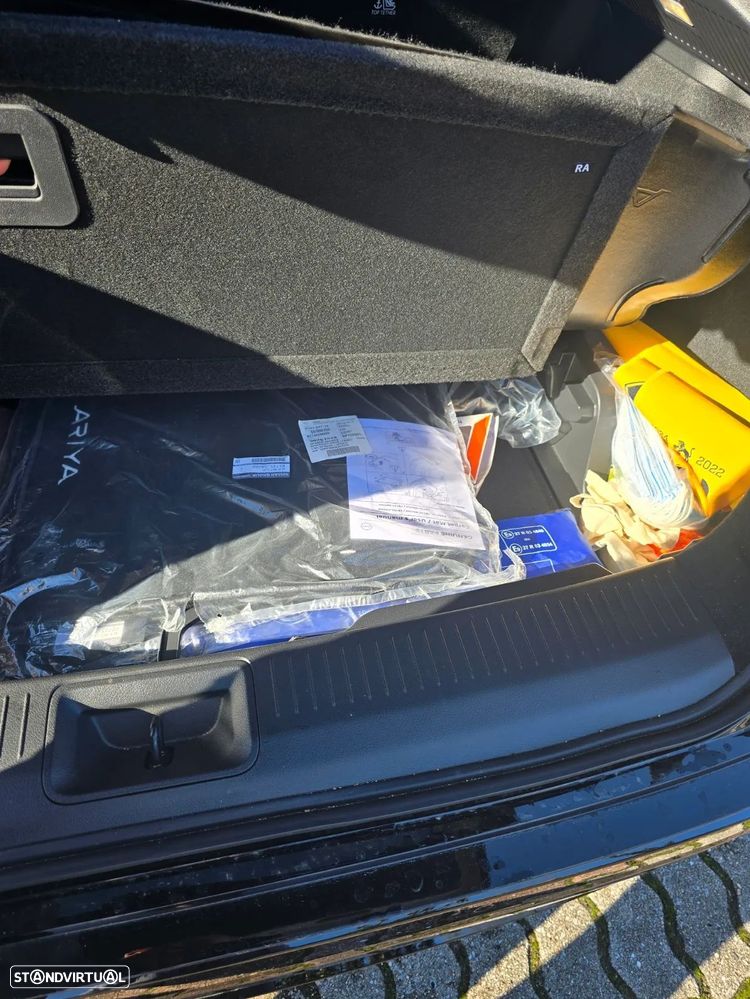 Nissan Ariya 87 kWh Evolve Carr. 22kW - 10