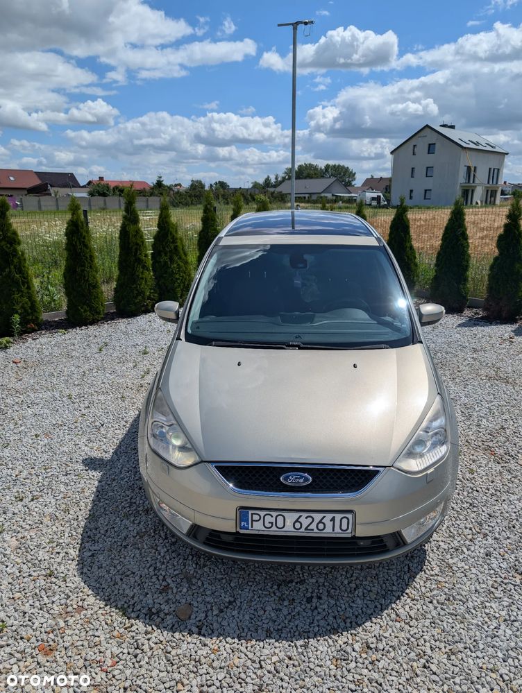 Ford Galaxy 2.2 TDCi Ghia - 5
