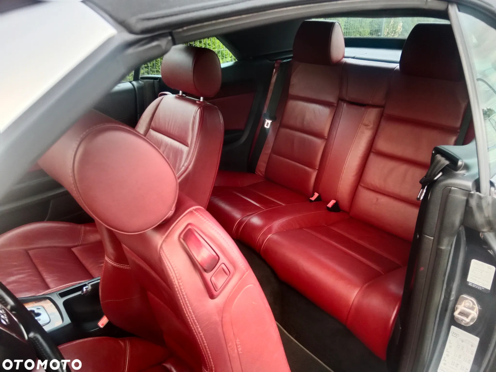 Audi A4 Cabrio 2.0 TDI DPF Multitronic - 8