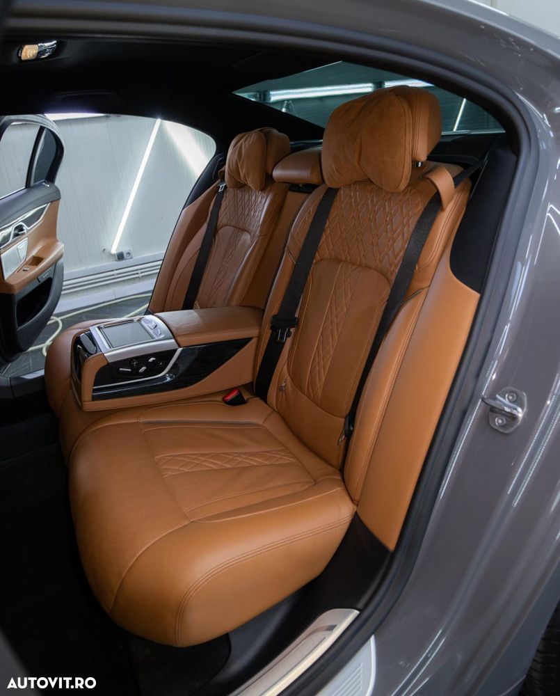 BMW Seria 7 - 14