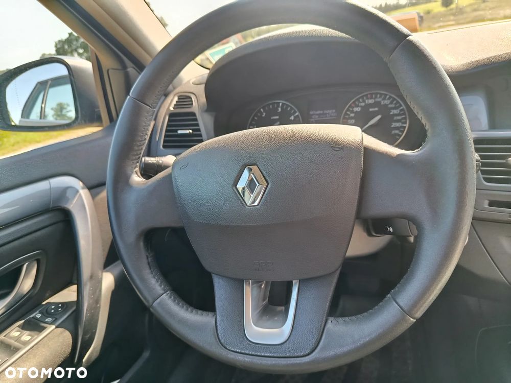 Renault Laguna 2.0 DCi SL Tech Run - 21