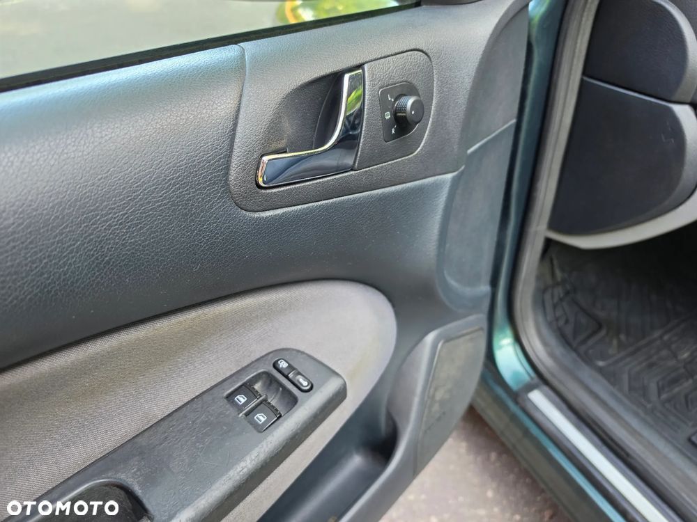Skoda Octavia 1.6 Elegance - 13