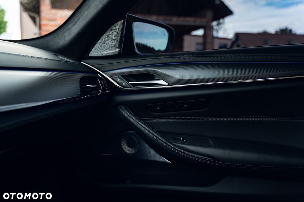 BMW M5 Competition - 31