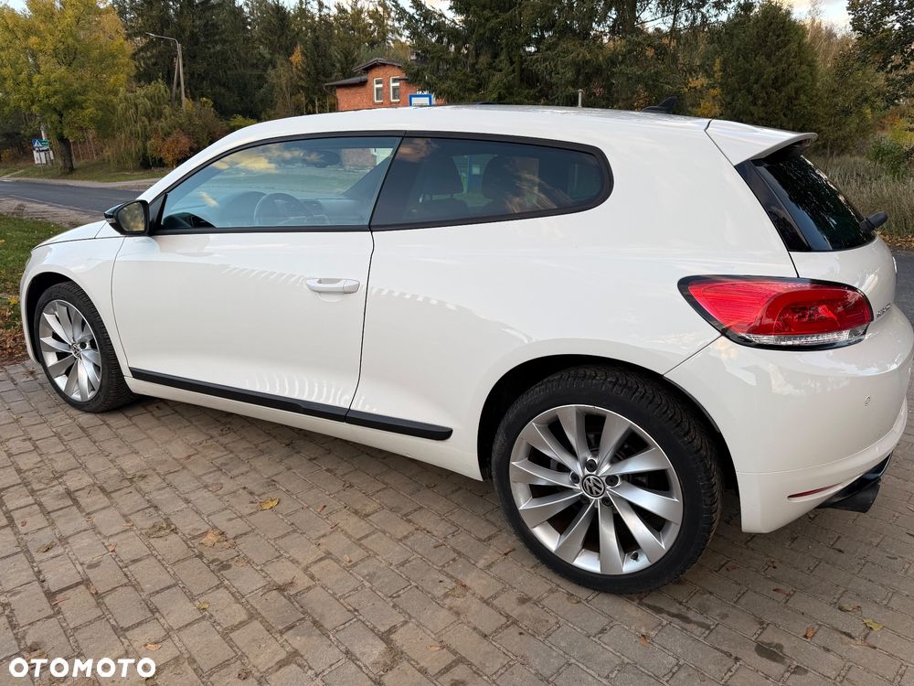 Volkswagen Scirocco 1.4 TSI DSG - 9