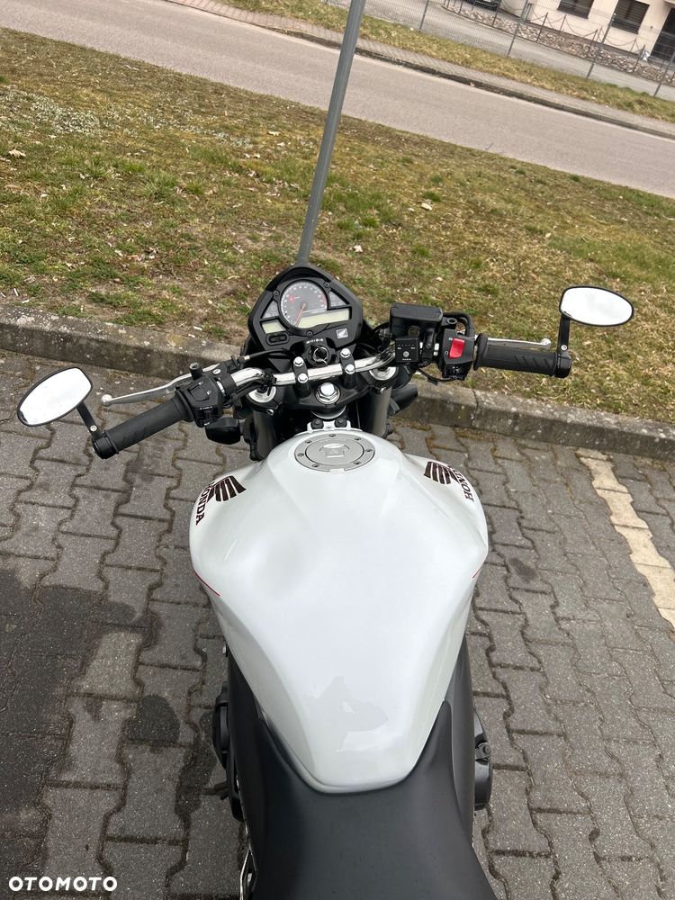 Honda Hornet - 15