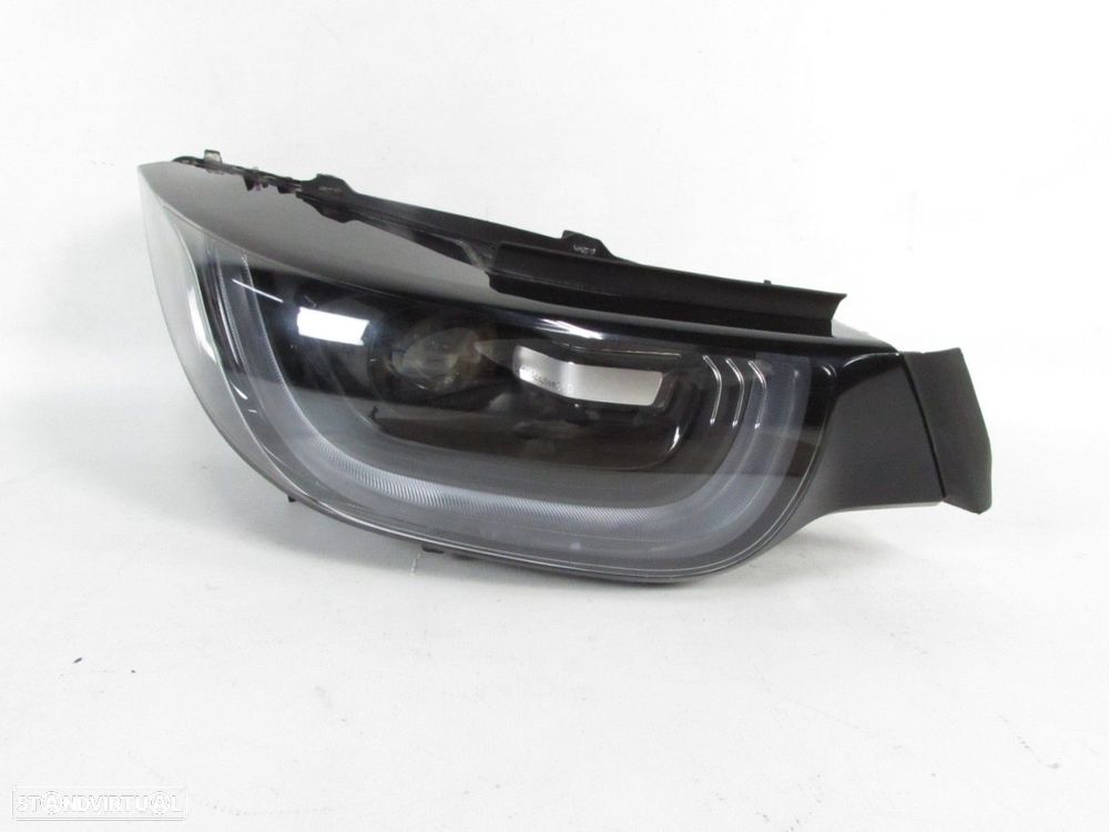 Farol Led Direito Seminovo/ Original BMW i3 (I01) 63117381900 - 2