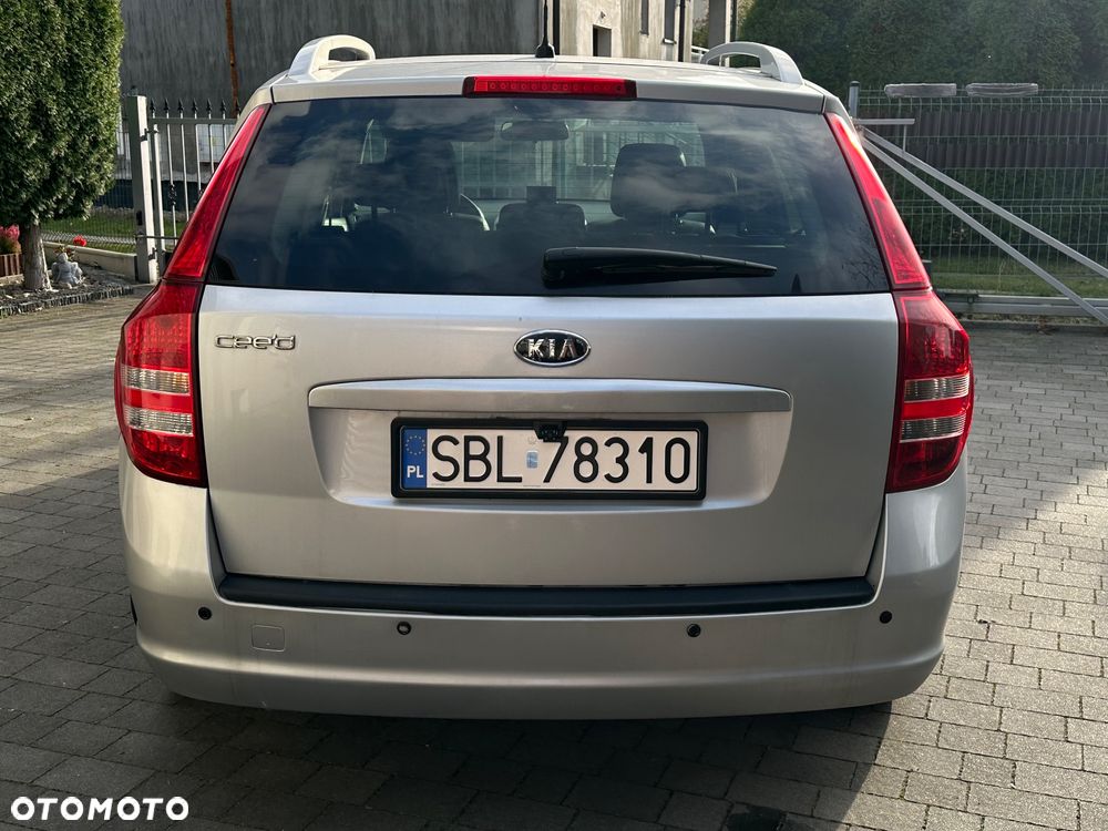 Kia Ceed Cee'd 2.0 Optimum + - 4