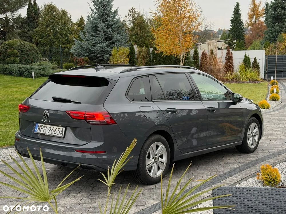 Volkswagen Golf VIII 2.0 TDI Life DSG - 6