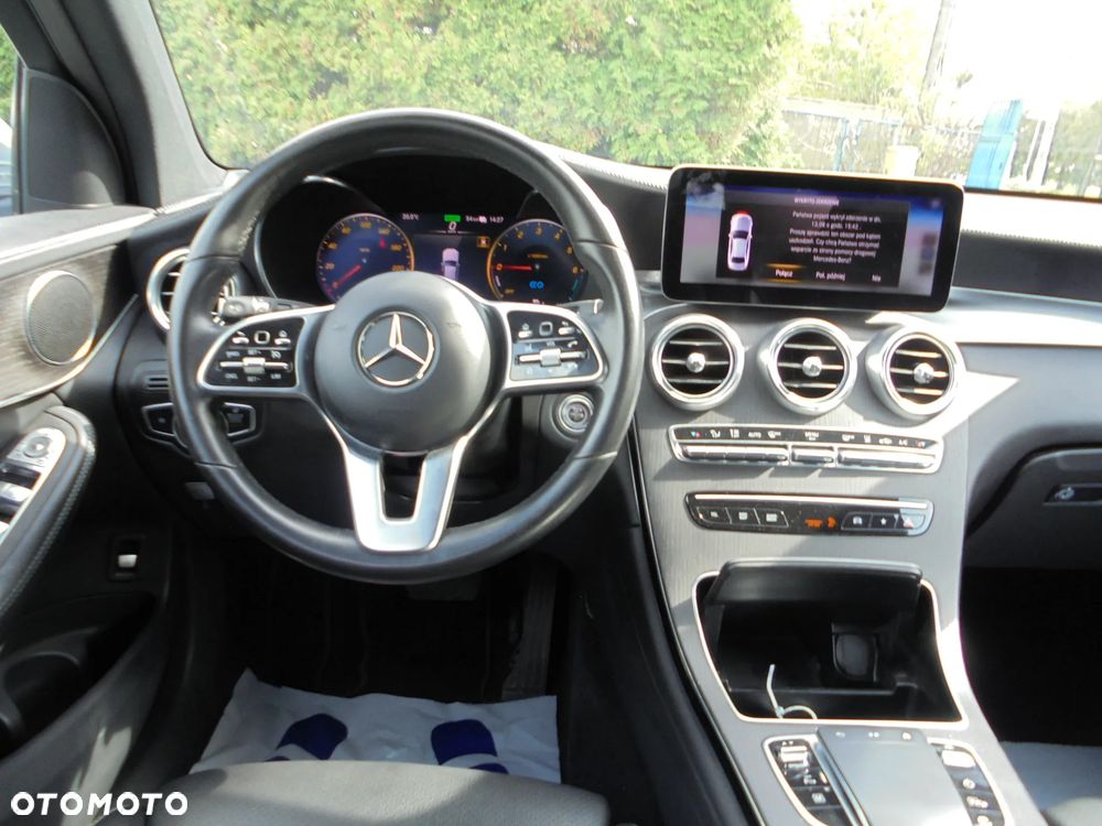 Mercedes-Benz GLC 300 de 4Matic 9G-TRONIC - 11