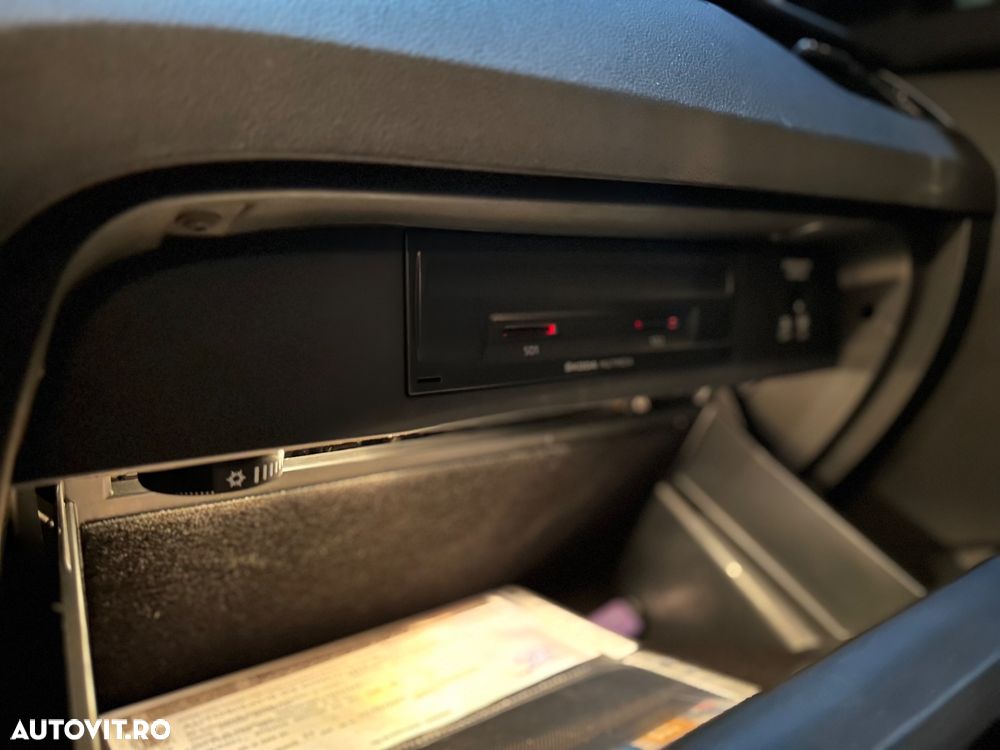 Skoda Octavia 1.6 TDI DSG Ambition - 22