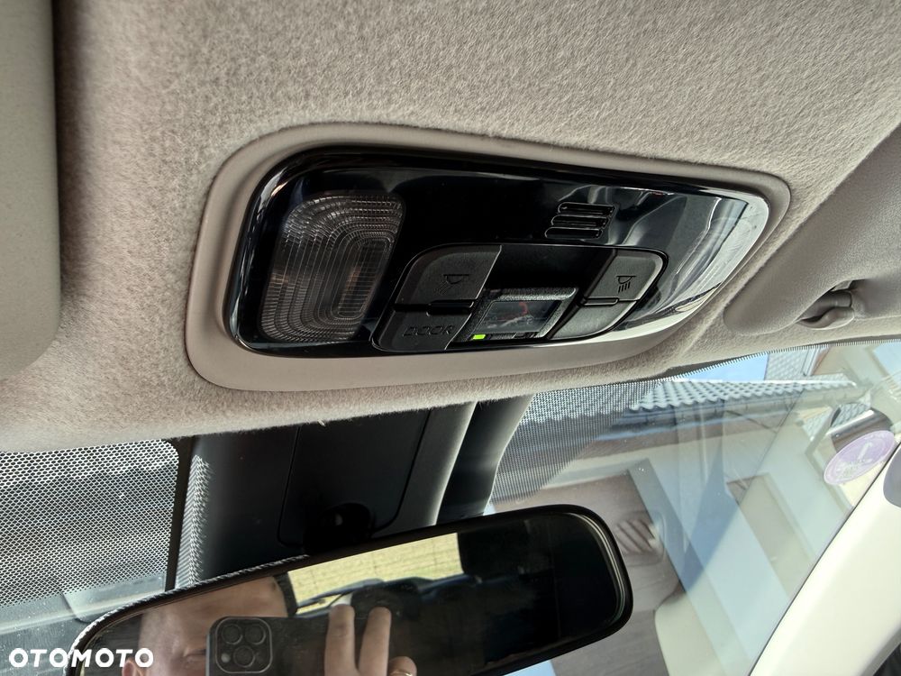 Toyota Yaris Hybrid 1.5 Executive - 23