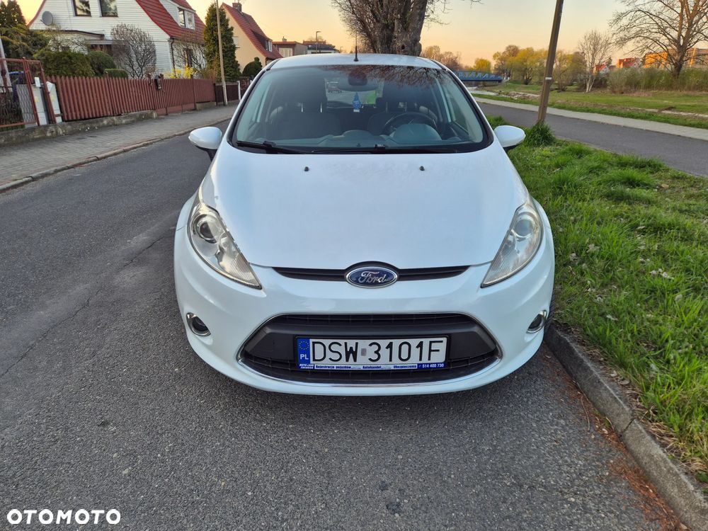 Ford Fiesta 1.25 Titanium - 23