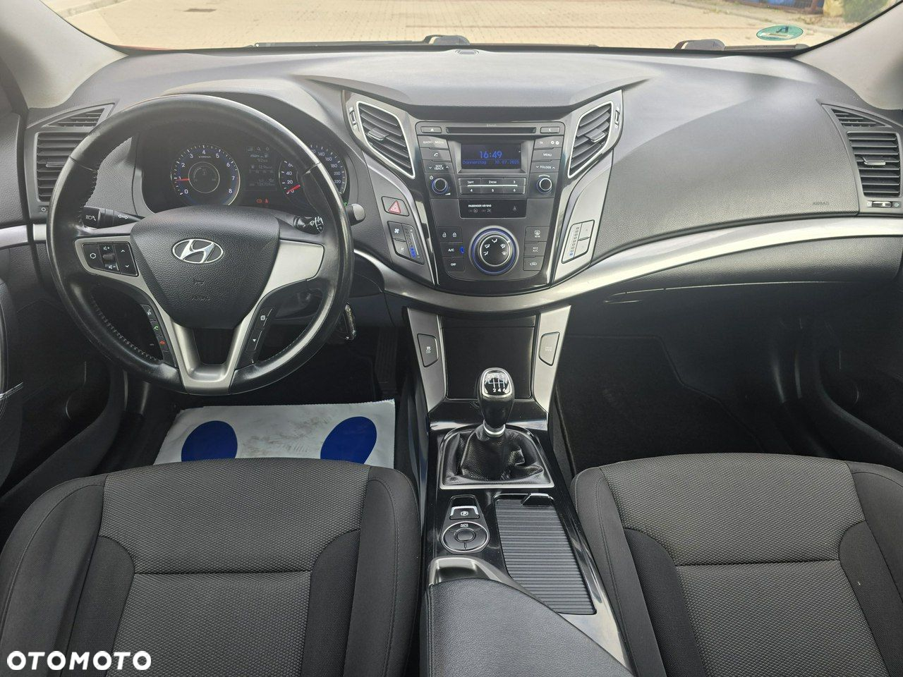 Hyundai i40 Kombi blue 1.6 Trend - 22