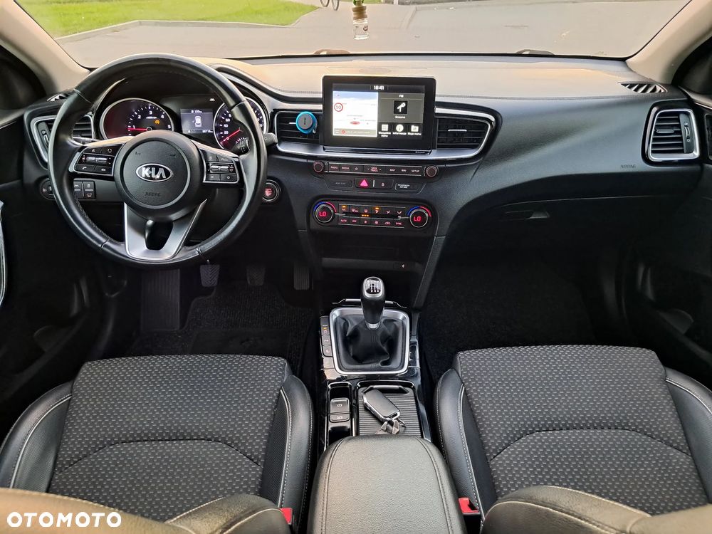 Kia Ceed SW 1.6 CRDi GT Line - 8