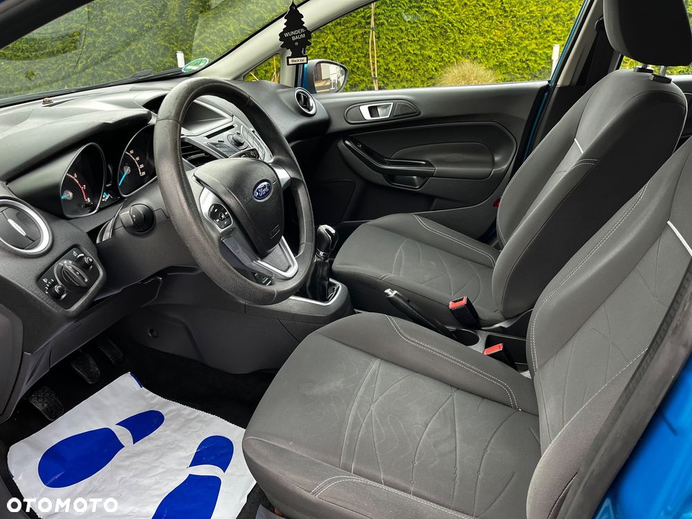 Ford Fiesta - 10