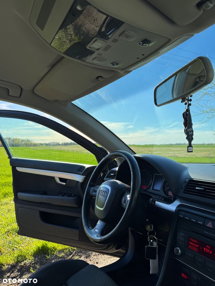 Audi A4 Avant 2.0 TDI - 18