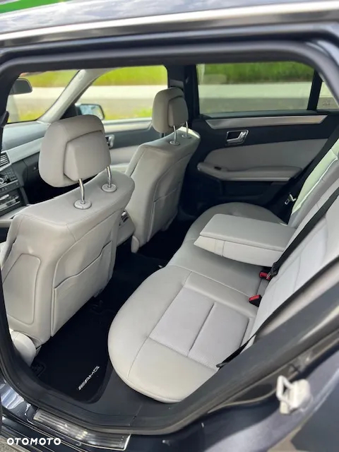 Mercedes-Benz Klasa E 350 T CDI DPF BlueEFFICIENCY 7G-TRONIC Avantgarde - 7
