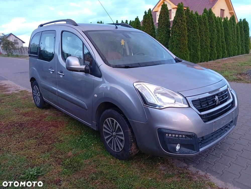 Peugeot 2008 - 3