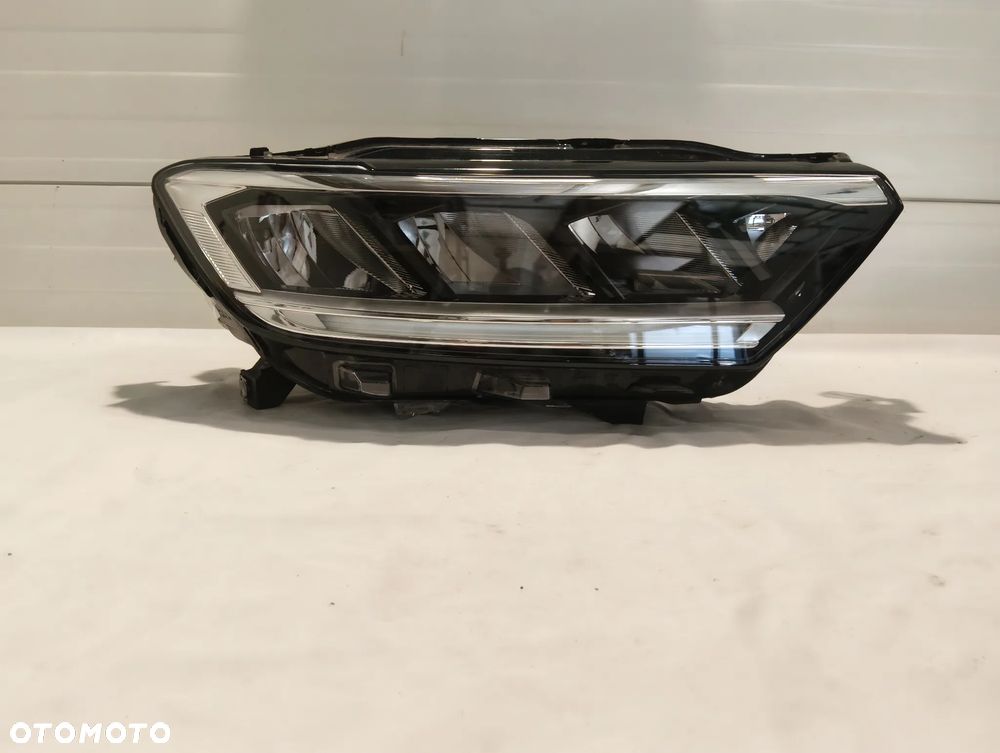 Volkswagen T-Roc lift PÓŁ LED PRZÓD STRONA PRAWA 2ga941006f - 1
