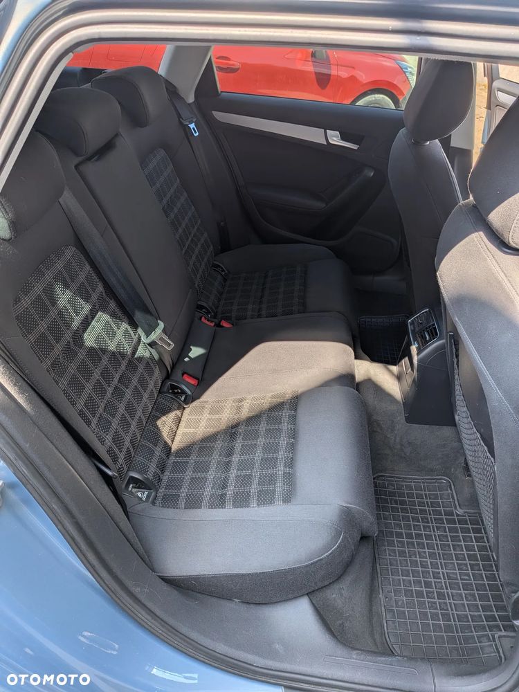 Audi A4 Avant 3.0 TDI Quattro S tronic - 15
