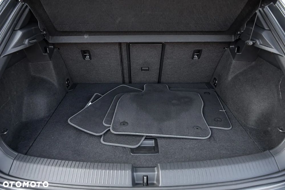 Volkswagen T-Roc 1.5 TSI OPF R-Line - 27