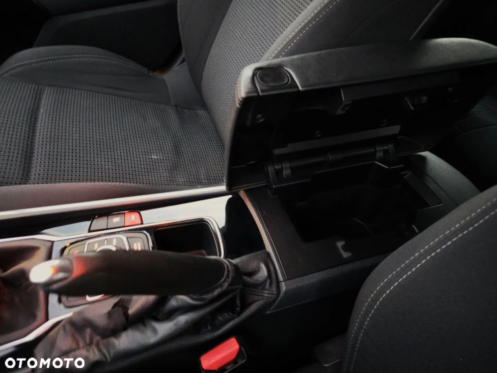 Peugeot 508 SW 155 THP Active - 19